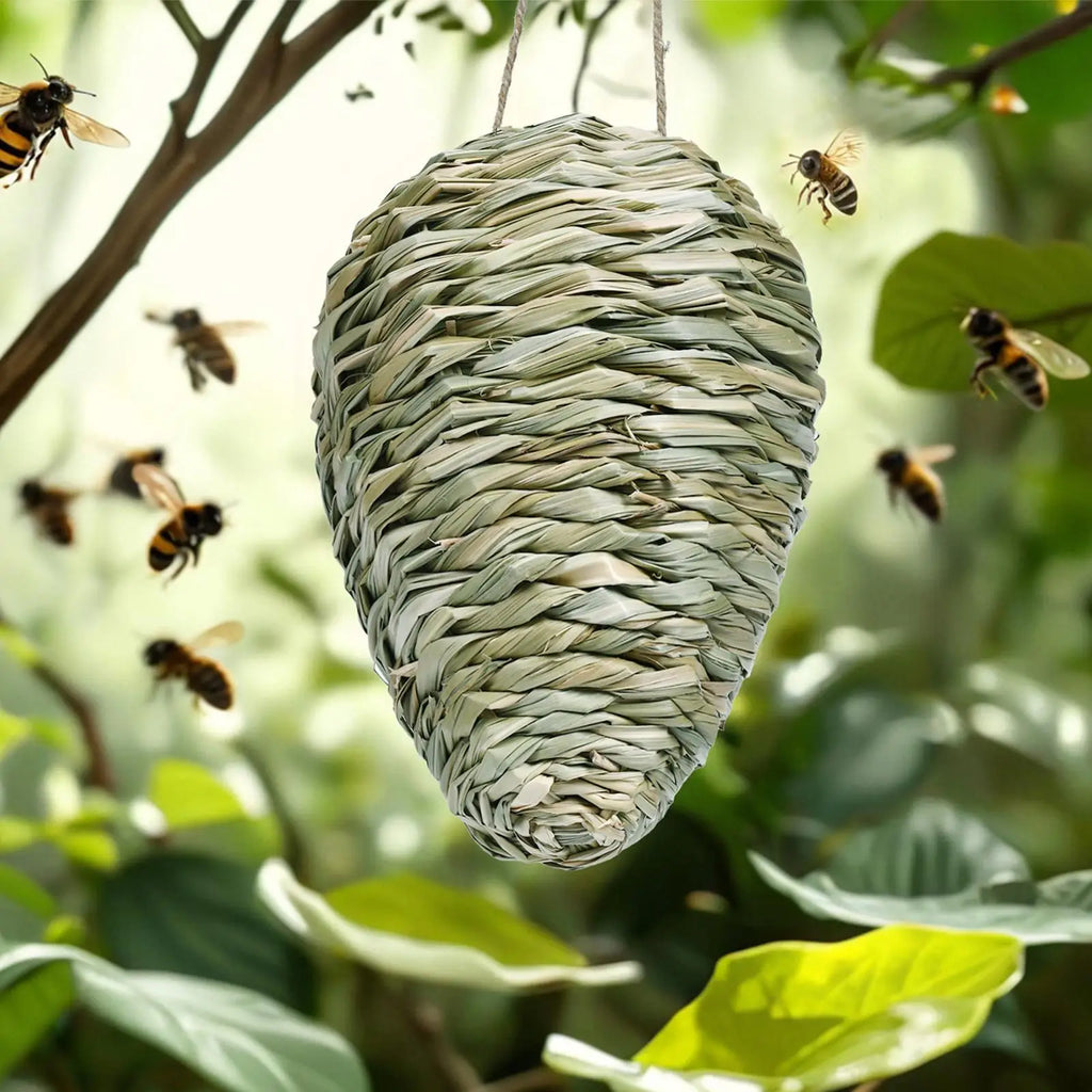 Fake Hornet Nest Hornet Nest Decoy Woven Bee Hive Hangable Decoration Hanging Patio Garden Repellent Trap Non-Toxic Fake Nest